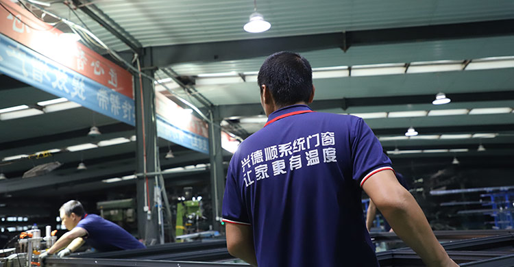 沈陽斷橋鋁門窗的環(huán)保優(yōu)勢：選用可持續(xù)材料與節(jié)能設(shè)計，助力綠色建筑與低碳生活